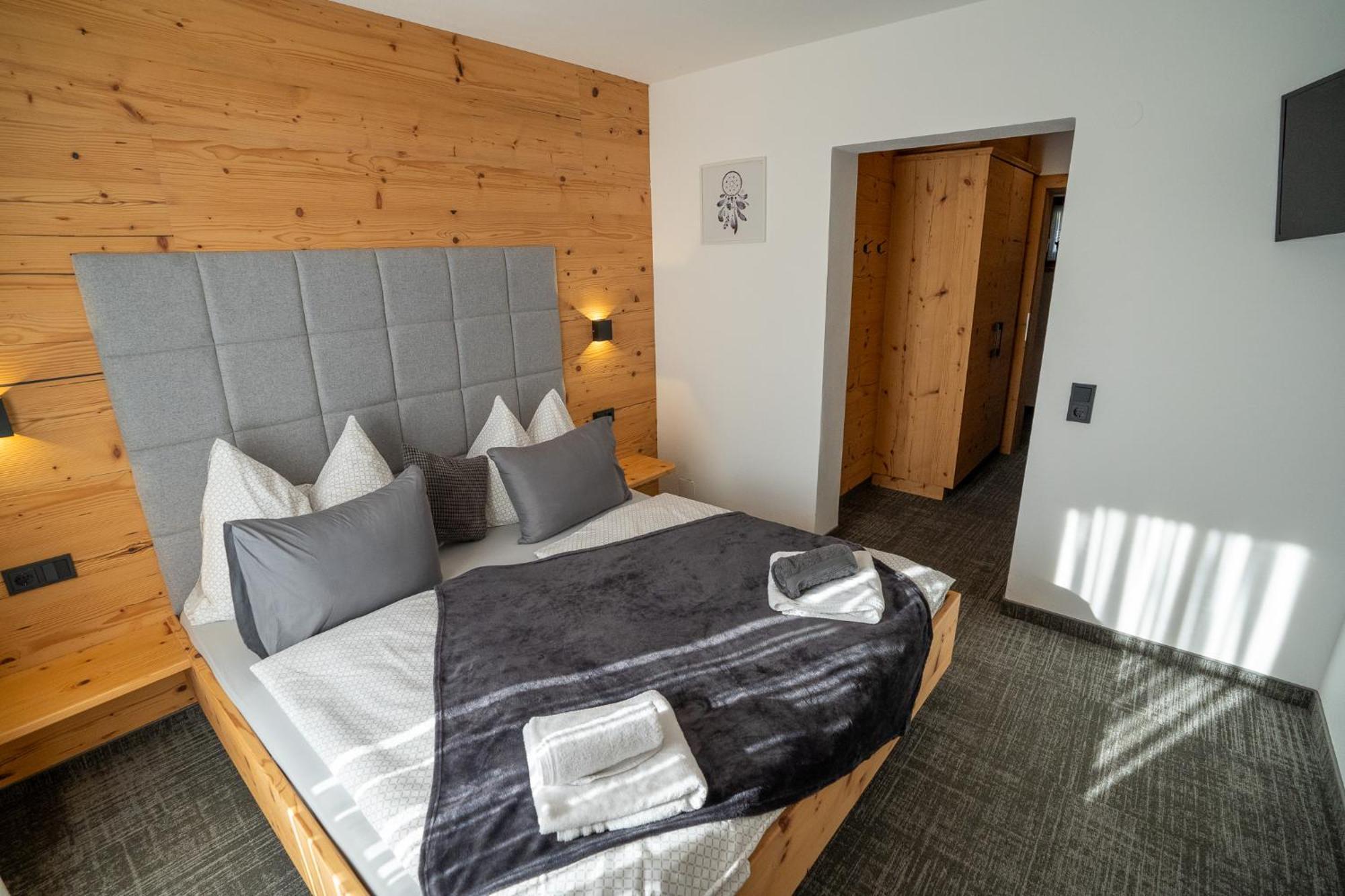Haus Hoellwart Sankt Johann im Pongau Ruang foto
