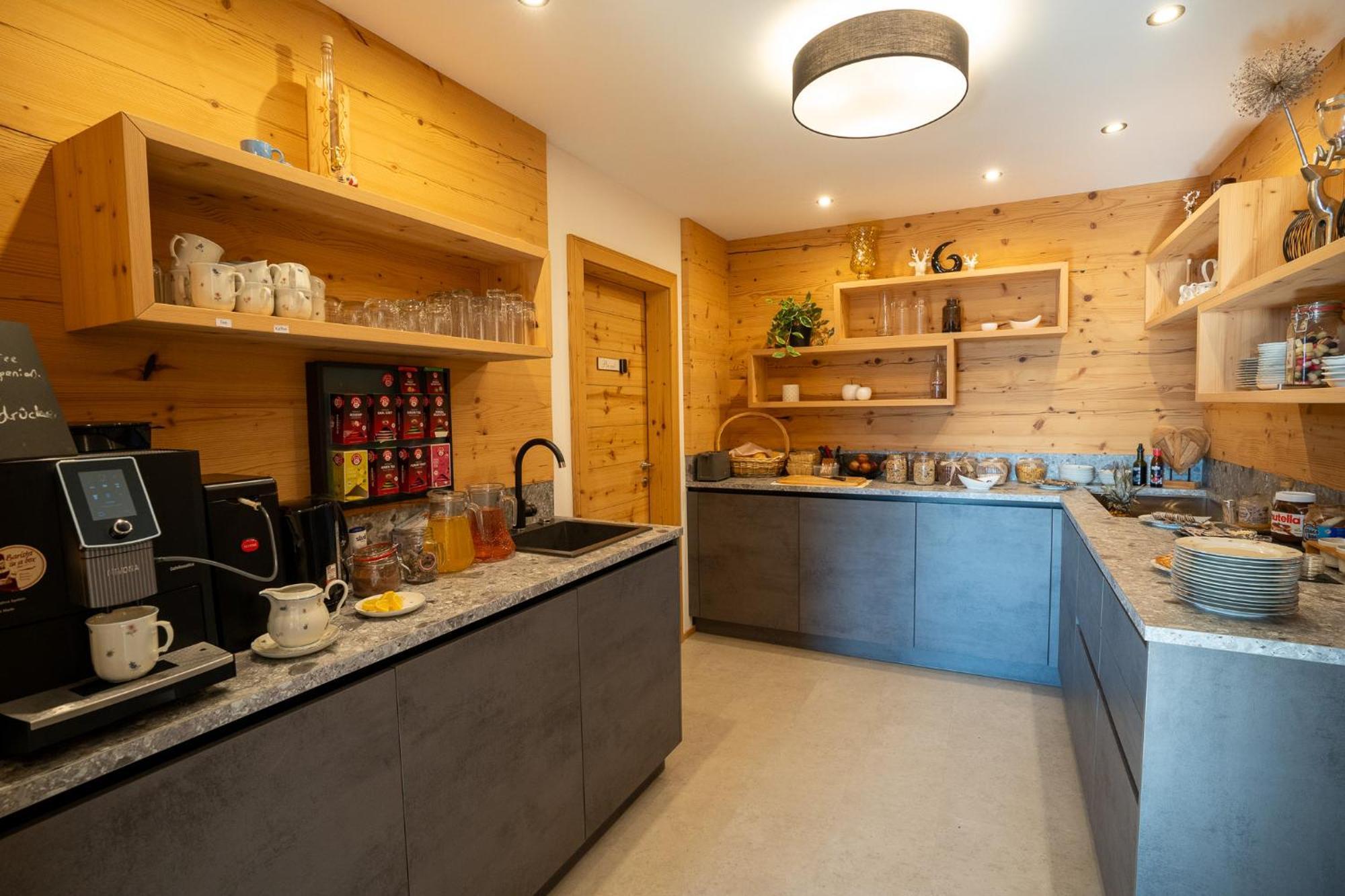 Haus Hoellwart Sankt Johann im Pongau Bagian luar foto