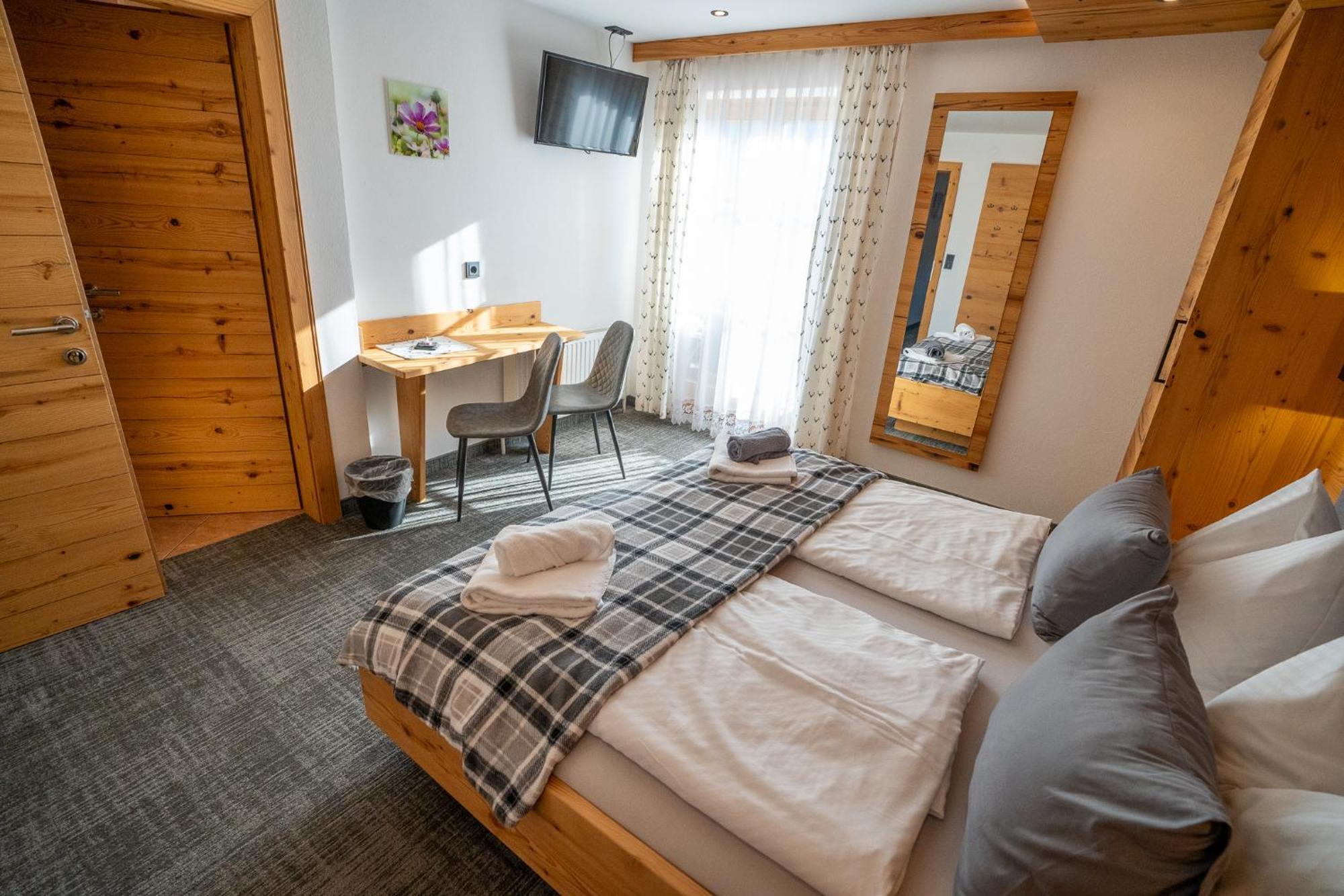 Haus Hoellwart Sankt Johann im Pongau Bagian luar foto