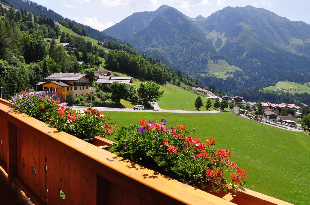 Haus Hoellwart Sankt Johann im Pongau Bagian luar foto